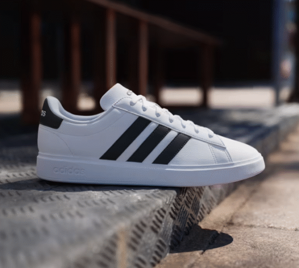 A comfy, all-time classic made in part with recycled materials.